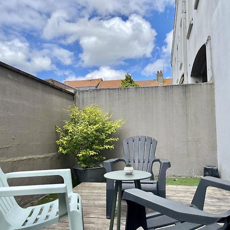 L'Aristide Apartment Calais Exterior photo